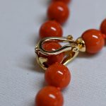 Red coral necklace with 18kt yellow gold clasp — Preziose Follie Trieste