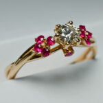 Anello con Diamante e rubini