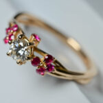 Anello con Diamante e rubini